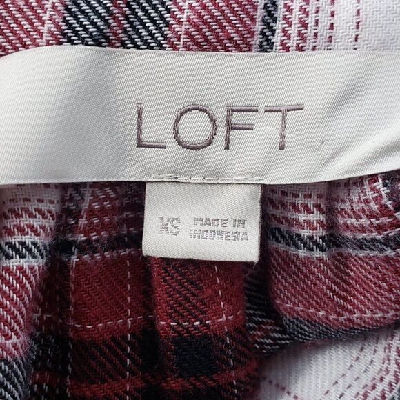 LOFT Plaid Long Sleeve Top Size XS Red Black White Button Front Mandarin Collar - Picture 6 of 7